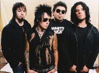 Papa Roach: осмият ще е най-добрият !!!